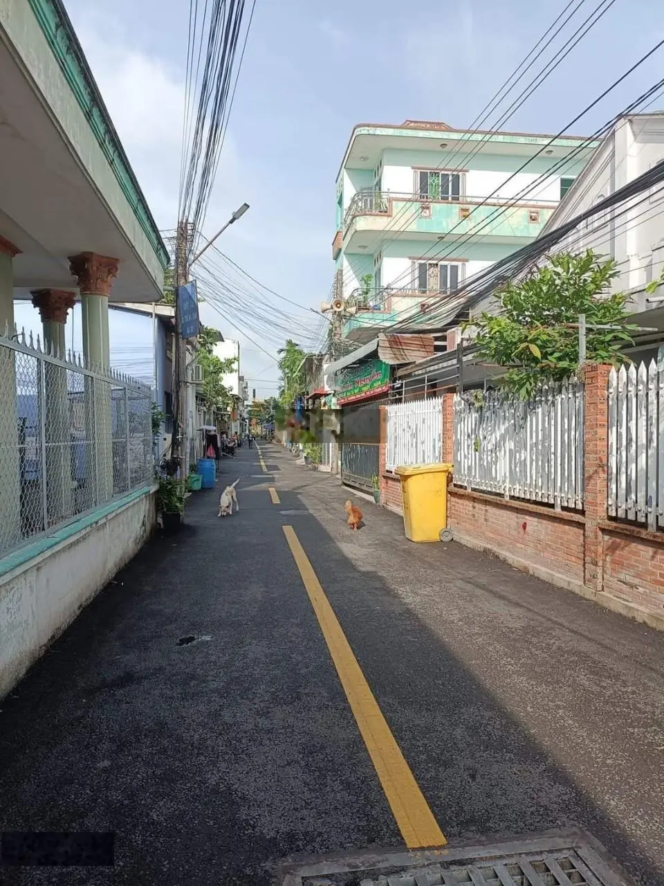 Nhà 1 trệt 1 lầu đường nhựa Vĩnh Phú