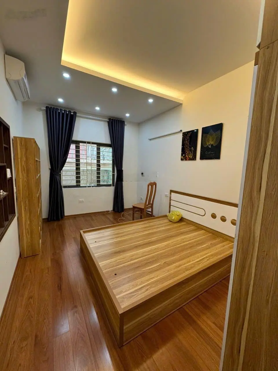 Siêu hiếm Ngô Quyền, Hà Đông, diện tích 34m2, 5 tầng, giá 5,5 tỷ, ô tô đỗ cửa, kinh doanh