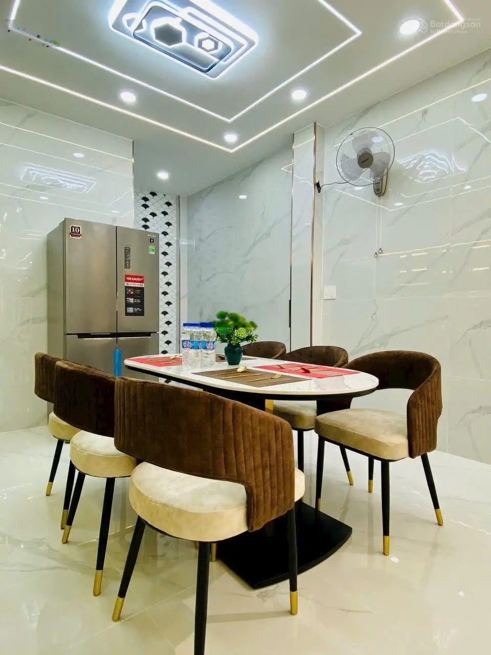 Bán nhà 4x15 trệt 2 lầu nội thất đầy đủ Nguyễn Văn Khối, giá 6,86 tỷ thương lượng