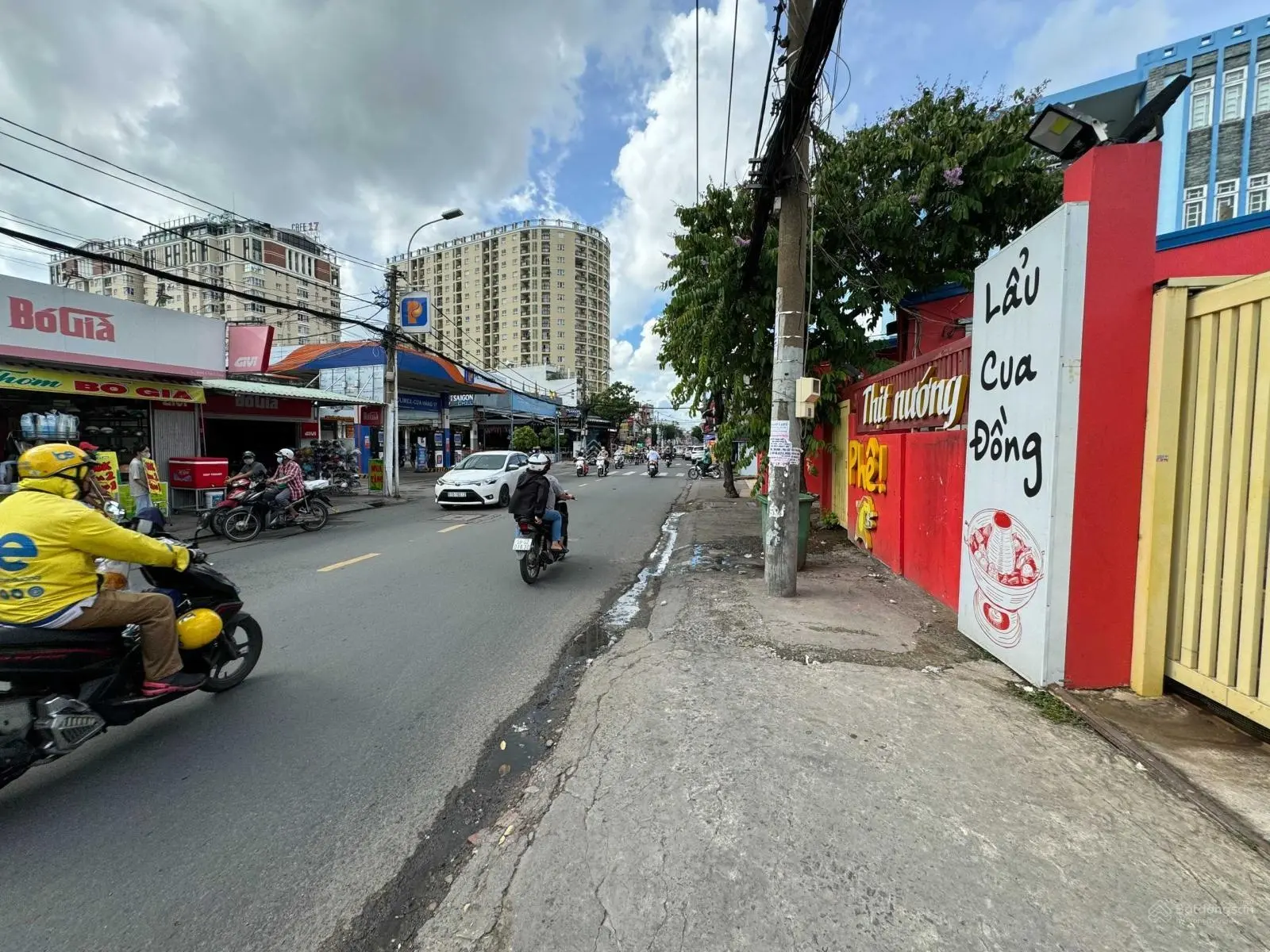 Đất vàng mặt tiền Nguyễn Duy Trinh, Quận 9 - cơ hội đầu tư không thể bỏ qua! Diện tích lớn giá rẻ