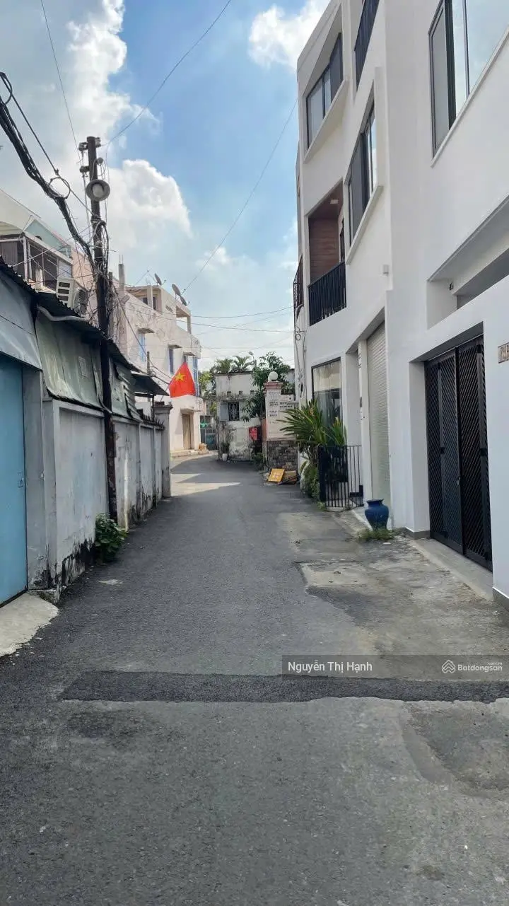 Bán nhà hẻm ô tô thông, khu 301 Tô Ngọc Vân, phường Linh Tây, Thủ Đức - Cách chợ Thủ Đức chỉ 200m