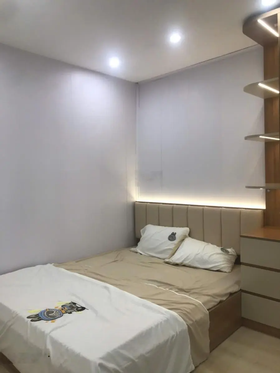 120 m2 tập thể tầng 2 Đống Đa vị trí đẹp - diện tích rộng - 4 ngủ đủ đồ mới xây - phố Tôn Đức Thắng