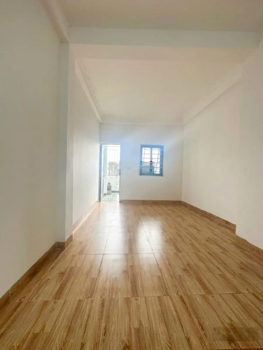 Siêu hiếm! Ngõ 143 Nguyễn Chính 5 tầng giá chỉ 5x tỷ. Lh 0912002552