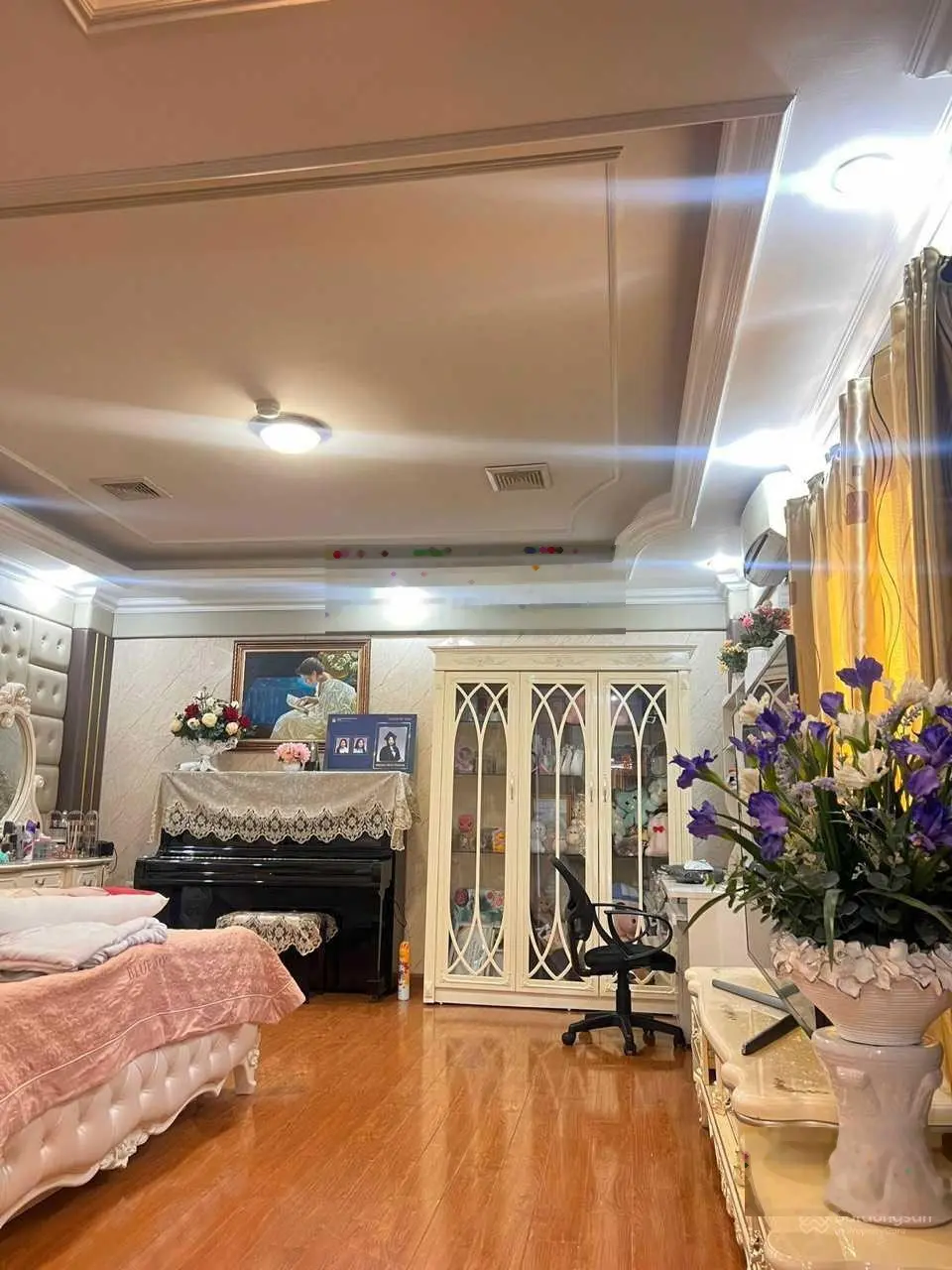 Bán biệt thự đỉnh cao mặt tiền quyền lực sổ đỏ phân lô - ô tô tránh trước nhà - tặng full nội thất
