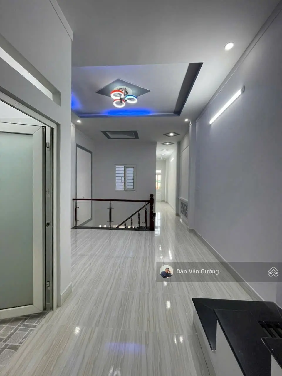 Nhà chính chủ bán gấp 3,45 tỷ ngay trung tâm hành chính Dĩ An DT 72m2 1 trệt 1 lầu 3p ngủ. Sổ riêng