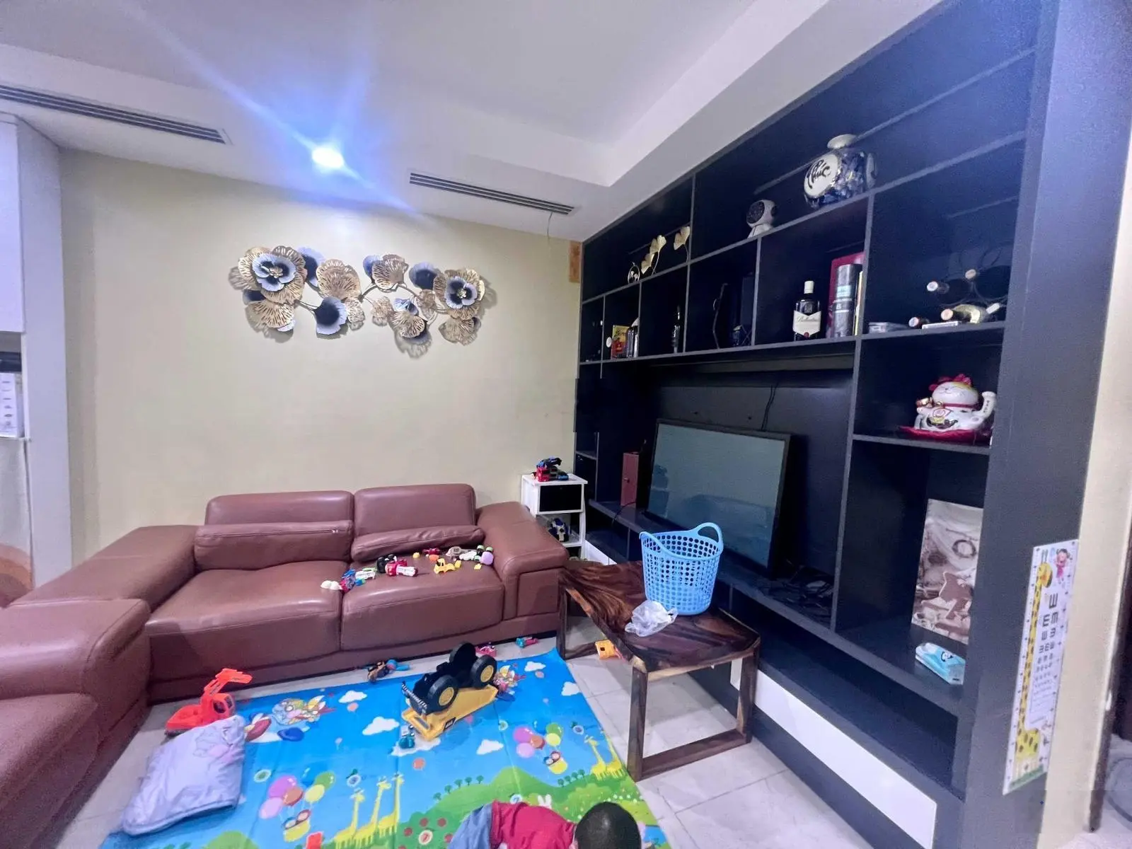 Chính chủ bán căn hộ tại Hà Nội Center Point đơn nguyên 2, diện tích 85m2 (3PN -2WC), full nội thất