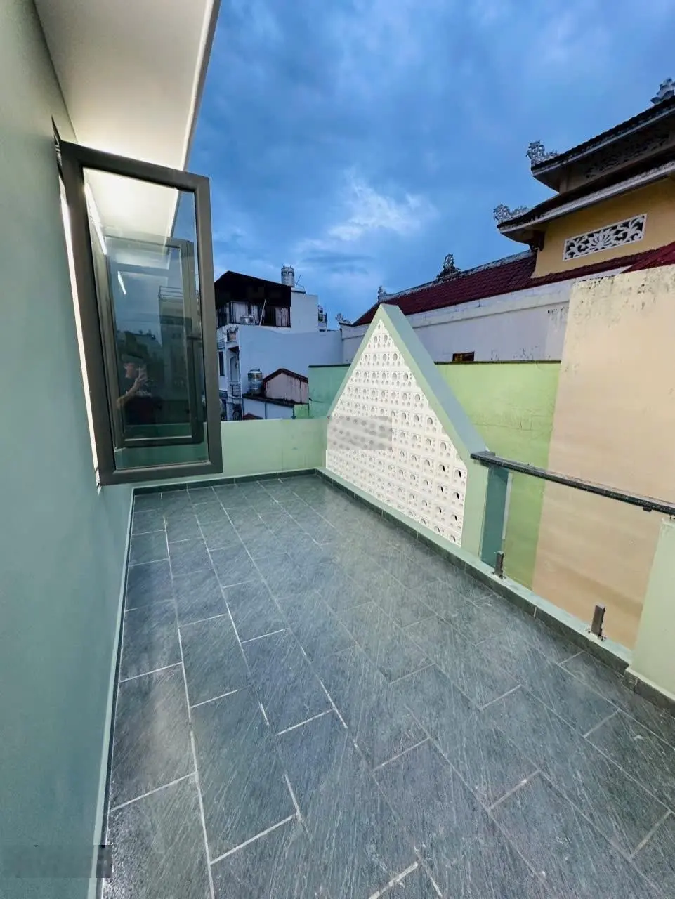 Bán nhà hẻm 368 tôn đản 3 phòng ngủ ngang 6m cực hiếm