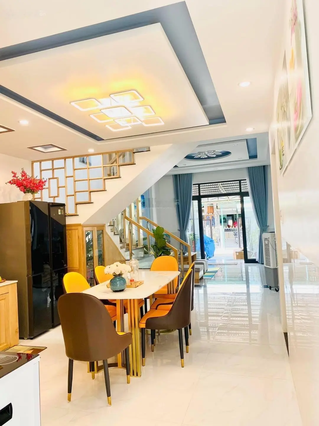 Hàng thơm. Bán nhà đẹp mới xây 1 trệt 1 lầu Đ. Huỳnh Tấn Phát, Quận 7. DT 60m2