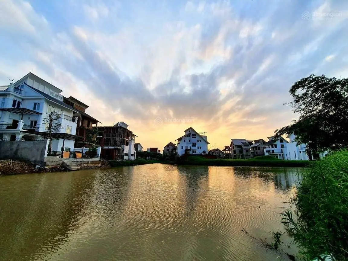Qũy căn biệt thự NGÔI NHÀ MỚI rao bán mới nhất: 200m2, 250m2, 300m2, 500m2. Liên hệ: 0962 204 ***