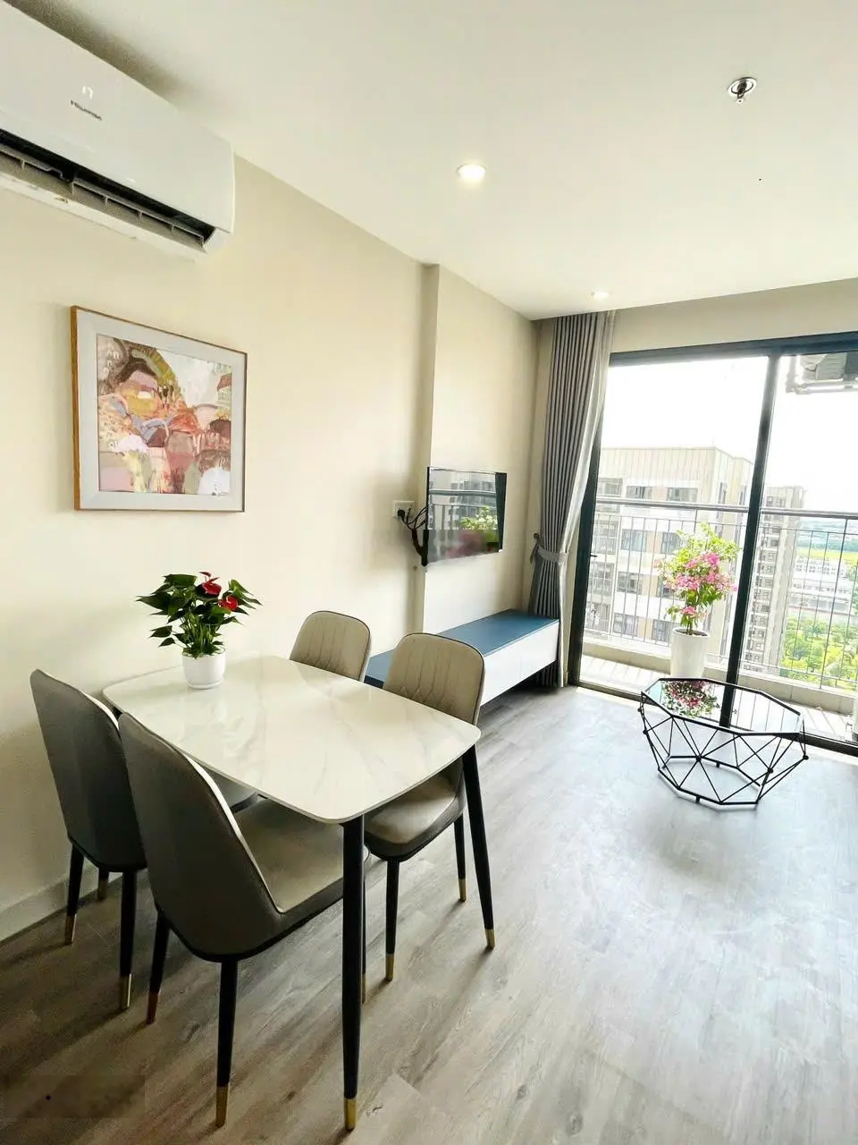 Bán căn hộ 1+1 Vinhomes ocean park, full đồ mới, giá 2,24 tỉ thu net. LH: 0879 703 ***