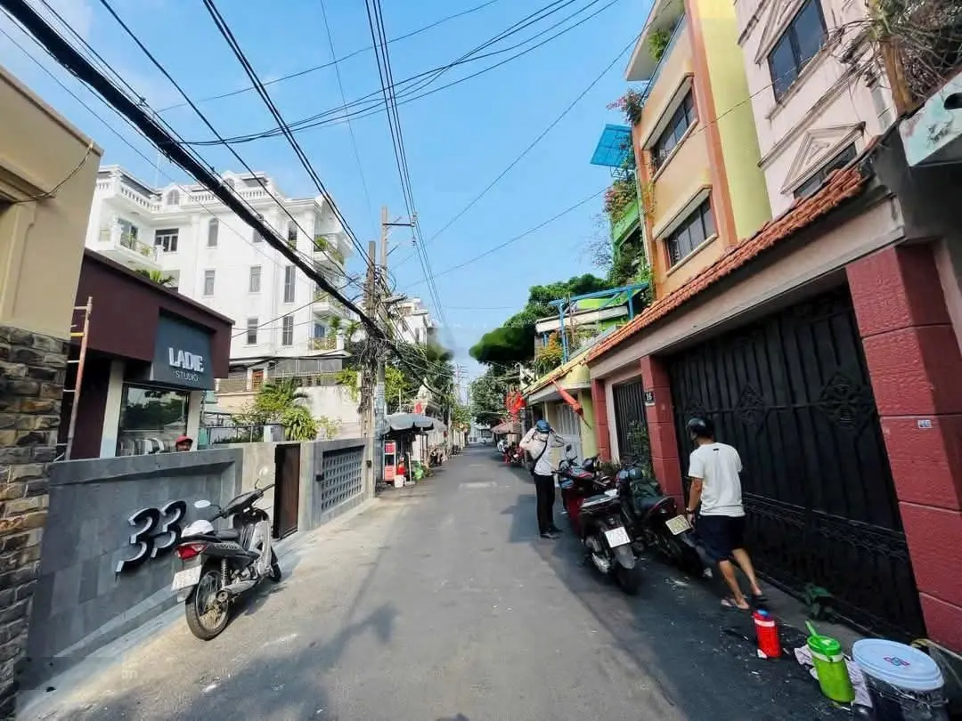 MT kinh doanh đường Nguyễn Khuyến, DT 6 x 9m, 1T 3L, 4 phòng ngủ, giá 7,9 tỷ còn TL 0901291144
