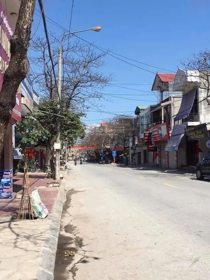 Chính chủ cần bán nhà mặt đường Trần Phú, kinh doanh tốt 0984.80.56.57