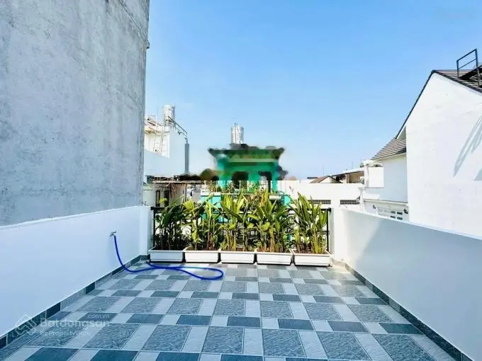 Bán Nhà 3 Tầng Gần Sông Sài Gòn, Sát GigaMall Thủ Đức Hẻm Ô Tô Đậu Cửa, Giá 2Tỷ 250 /DT 61m2