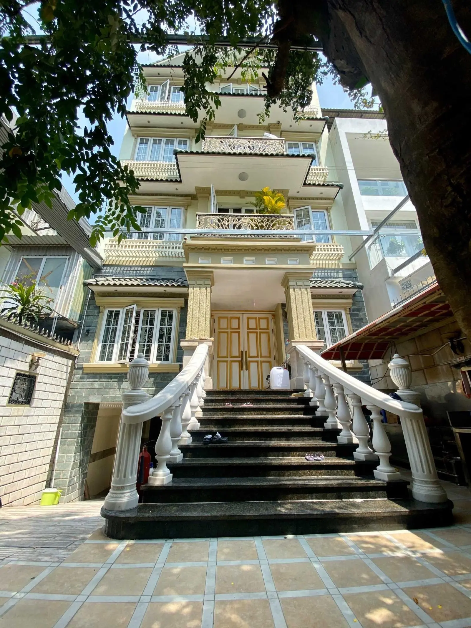 7 x 20m, bán biệt thự cao cấp Hầm - 5 tầng Hoàng Diệu - p. 10 - phú nhuận (38 tỷ)