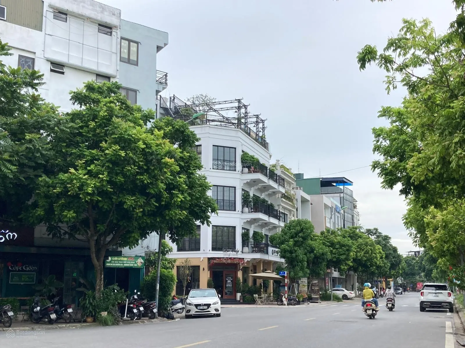 Bán Mảnh Đất Phân Lô 90m2(6x15m) Hiếm tại Phố Lâm Hạ Bồ Đề Nơi trung tâm tiện ích Long Biên