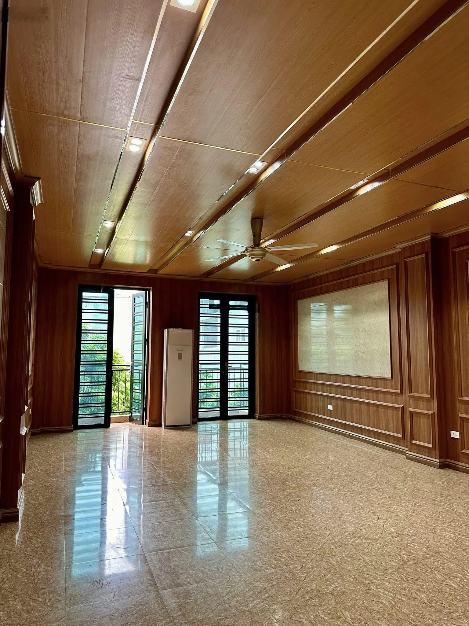 LIỀN KỀ KHU ĐẤU GIÁ MẬU LƯƠNG 60M2, 7T,MT5M, THANG MÁY, KD, VĂN PHÒNG, Ở SƯỚNG, HƠN 14 TỶ