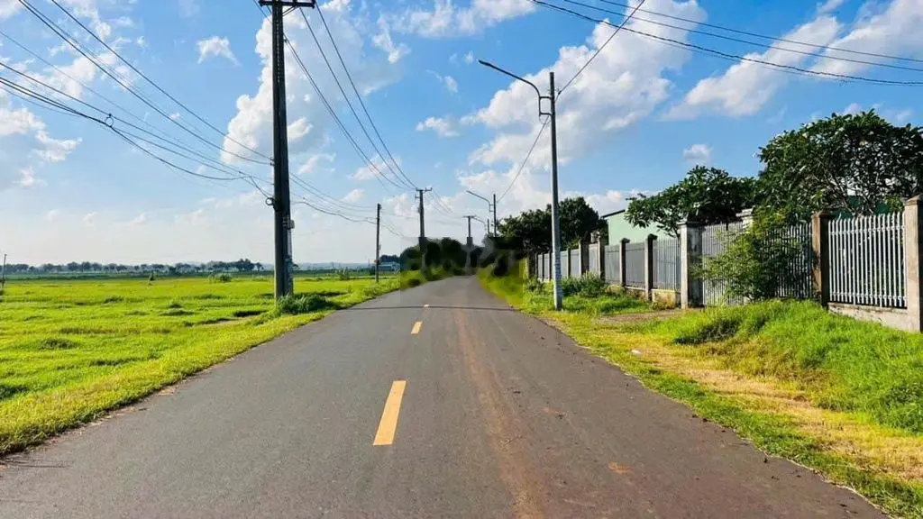 BÁN ĐẤT TRƯA QUA ĐẦU TƯ - MT ĐƯỜNG LÊ THANH TÔNG -TT ĐẤT ĐỎ