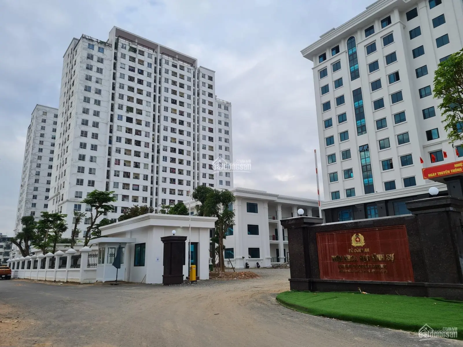 Chính chủ bán căn 69m full nội thất tại chung cư Athena Complex giá chỉ 2,7 tỷ LH: 0973 351 ***