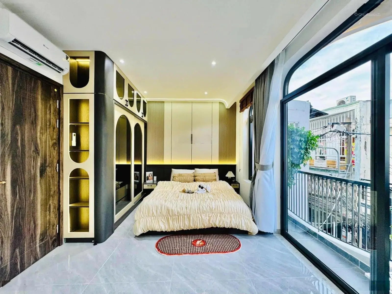Bán nhà Trần Hữu Trang,p11, Phú Nhuận. Dt 49,45m2. Giá 2,5 tỷ. SHR, pháp lí chuẩn
