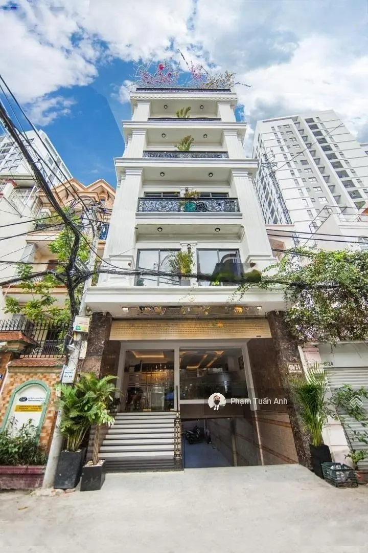 Ngộp nặng! Bán gấp tòa nhà đường Yên Thế, hầm 7 lầu thu net 1.2 tỷ/năm, giá chỉ còn 25 tỷ