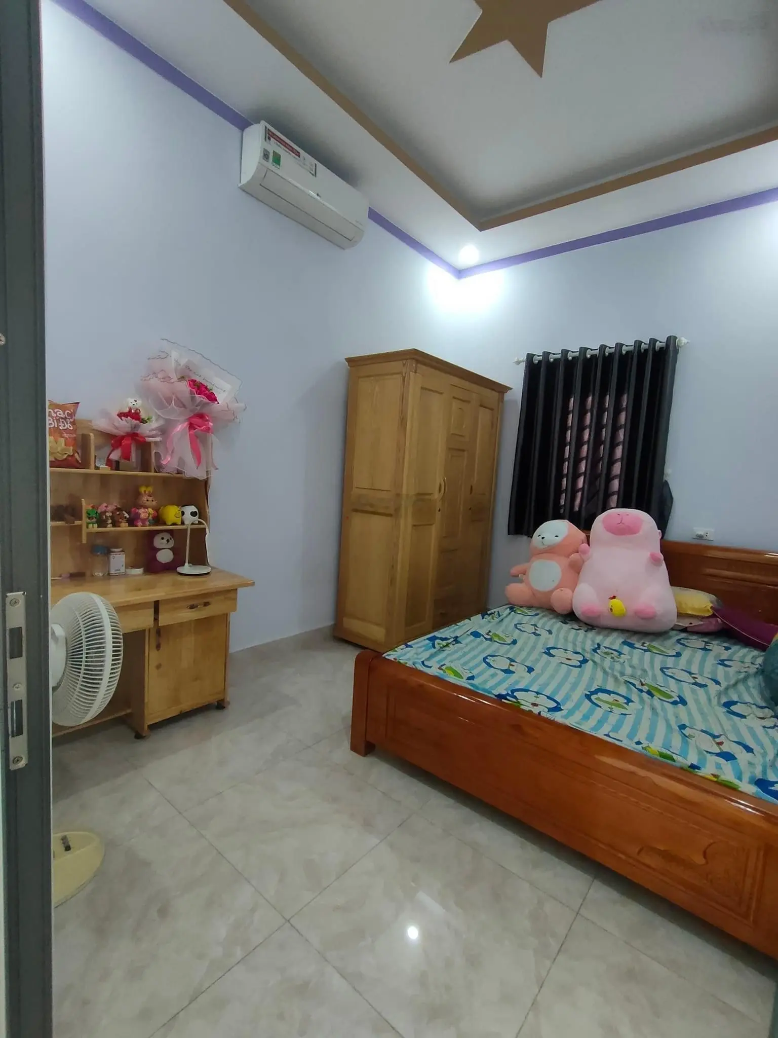 Nhà 2 Lầu Hoàn Công, Đường Phan Bội Châu Gần cụm Trường Học cấp 1 2 3 Dĩ An
