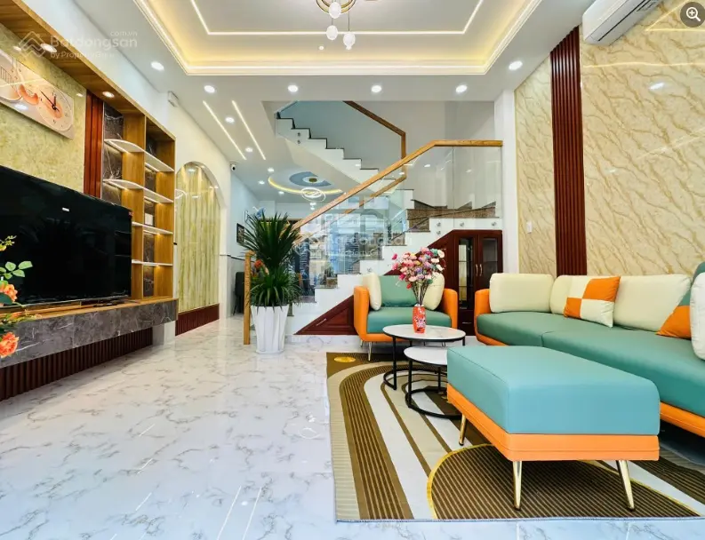 Nhà bán gấp 70m2 full thổ cư không lộ giới đường 8m nhựa thông thoáng