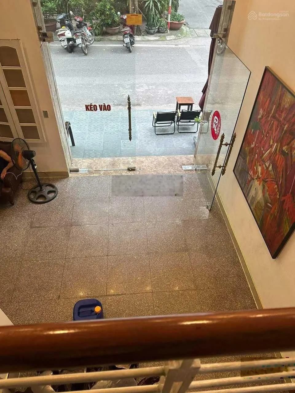 Bán nhà lô góc 8 tầng! 81m2, MT 9m. Phố Hoàng Quốc Việt. Phân lô-ôtô tránh, vỉa hè DT thuê 85tr/th