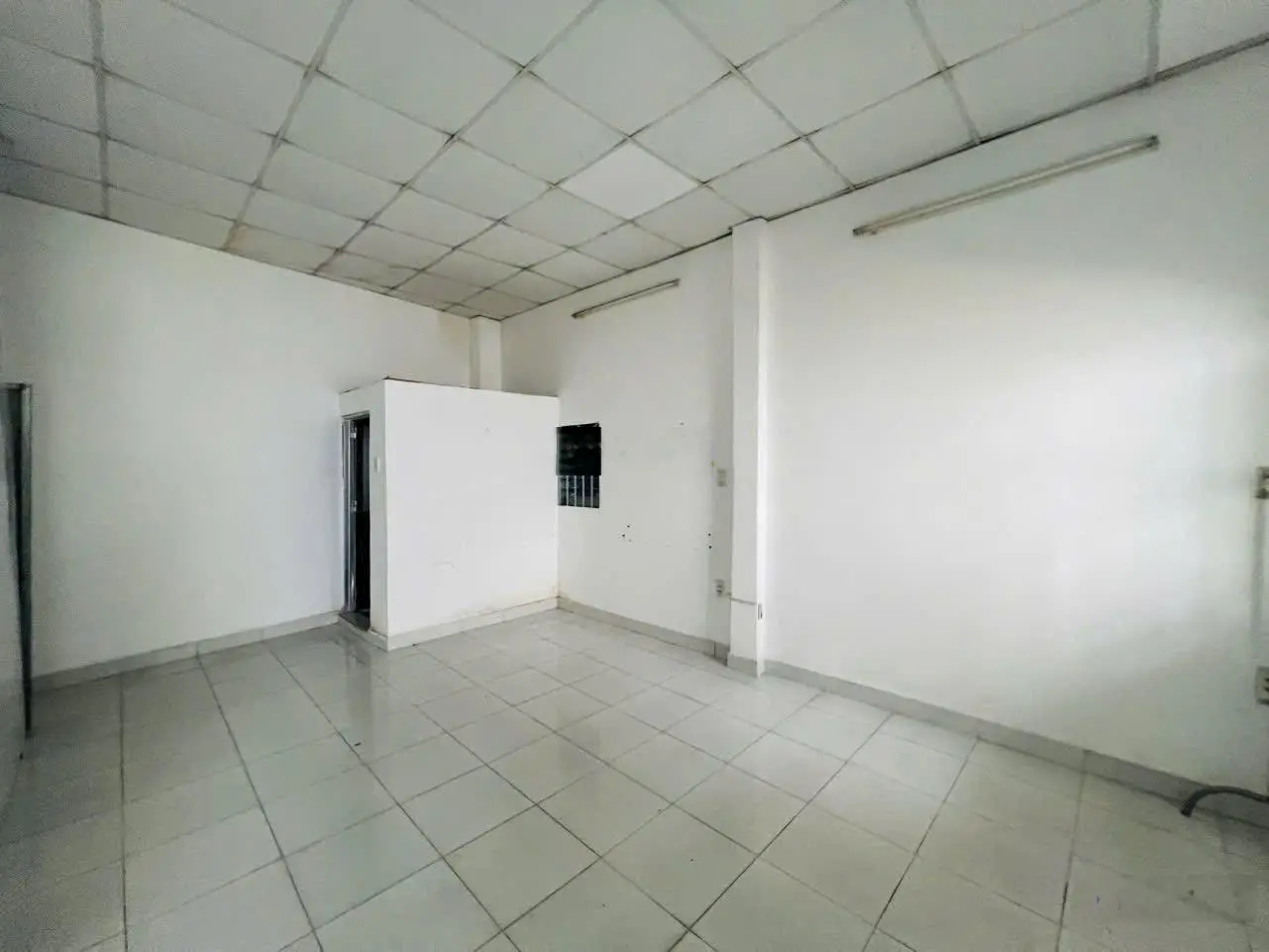 Bán nhà đường số 2 , Hiệp Bình Chánh , 31m2 , 2,49tỷ bớt Lộc . LH : 0866408299 Việt Anh