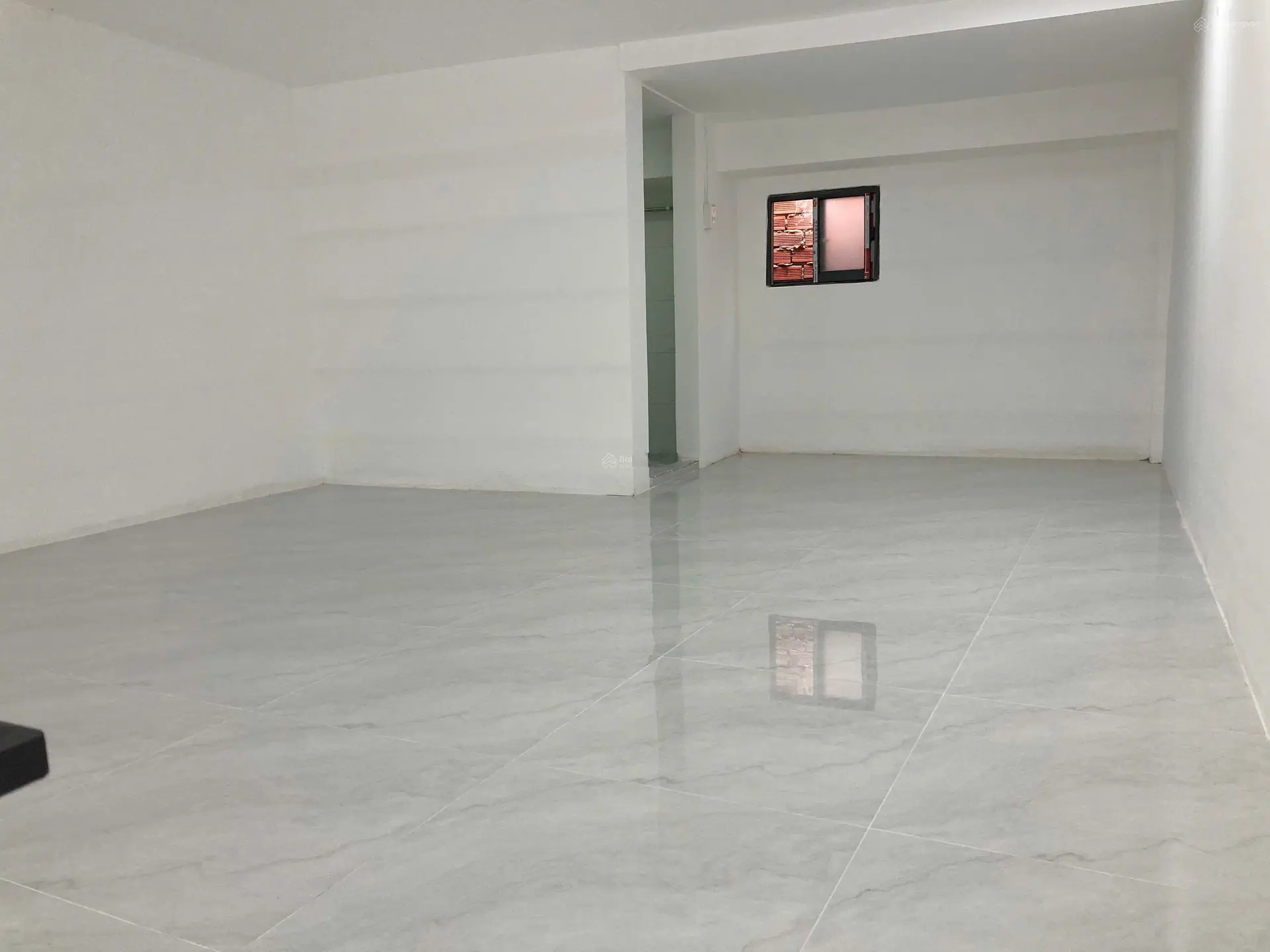 Bán gấp nhà Mễ Cốc, sát chợ, khu an ninh, nở hậu, hỗ trợ vay bank
