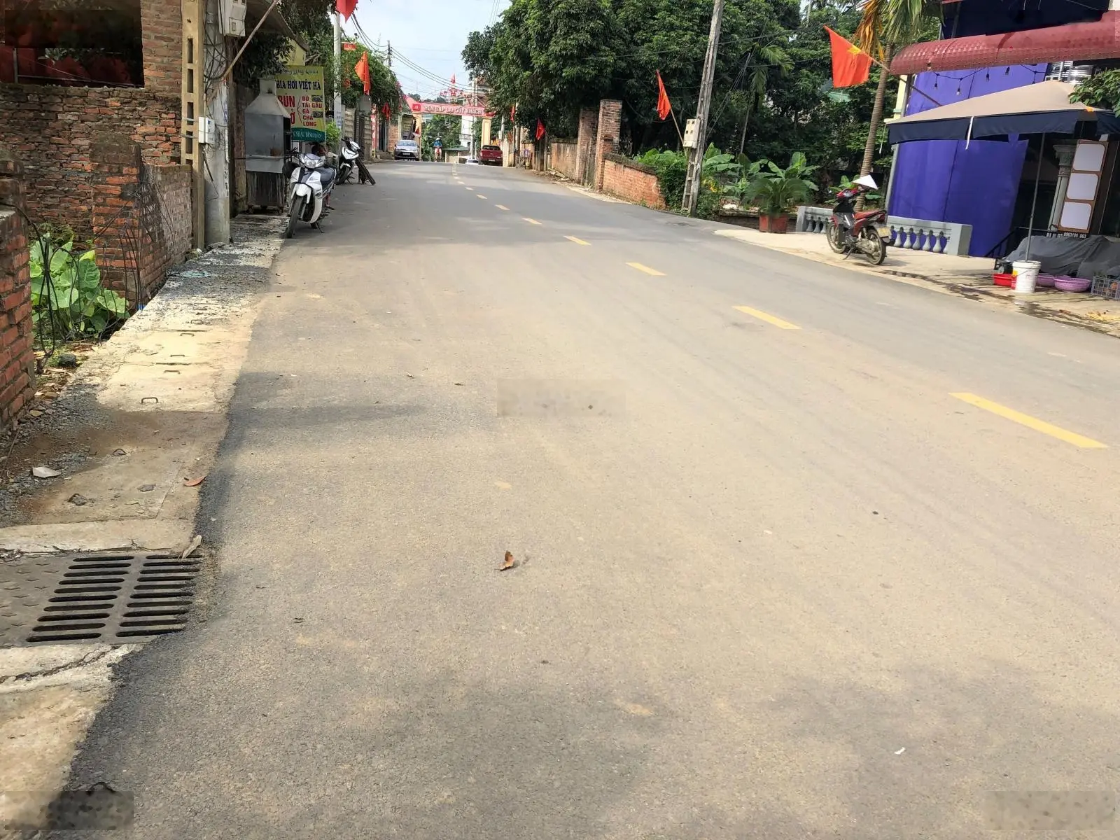 Cần bán 476m2/100m2 thổ cư. Lô góc mặt tiền 13m. Vị trí kinh doanh. Mặt trục chính suối ngọc giá rẻ
