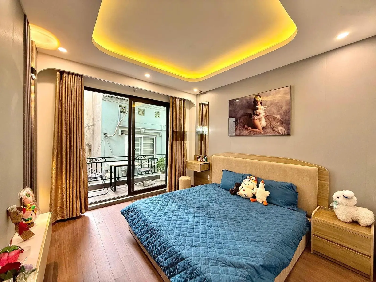 6. 95 tỷ-40m2-4 tầng-4 ngủ-mặt tiền 3.5m-full nội thất-20m ra phố