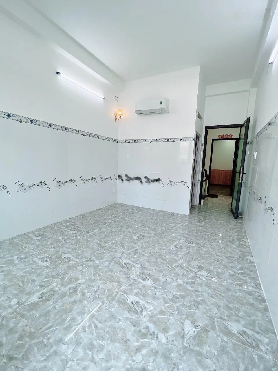 Nhà 4 tầng hùng vương - trung tâm q.10 - gần chợ hoa hồ thị kỷ chỉ 9 tỷ 450 sổ hồng riêng