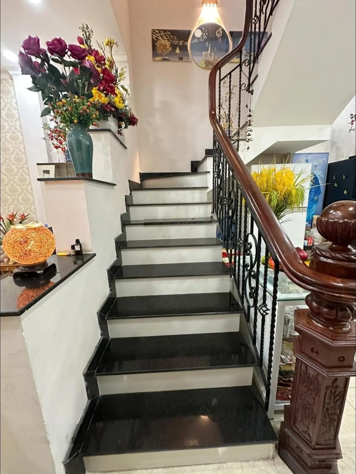 Siêu phẩm nhà đẹp - kts thiết kế - mặt tiền hxt tránh 10m thông kinh doanh -hiệp bình phước-