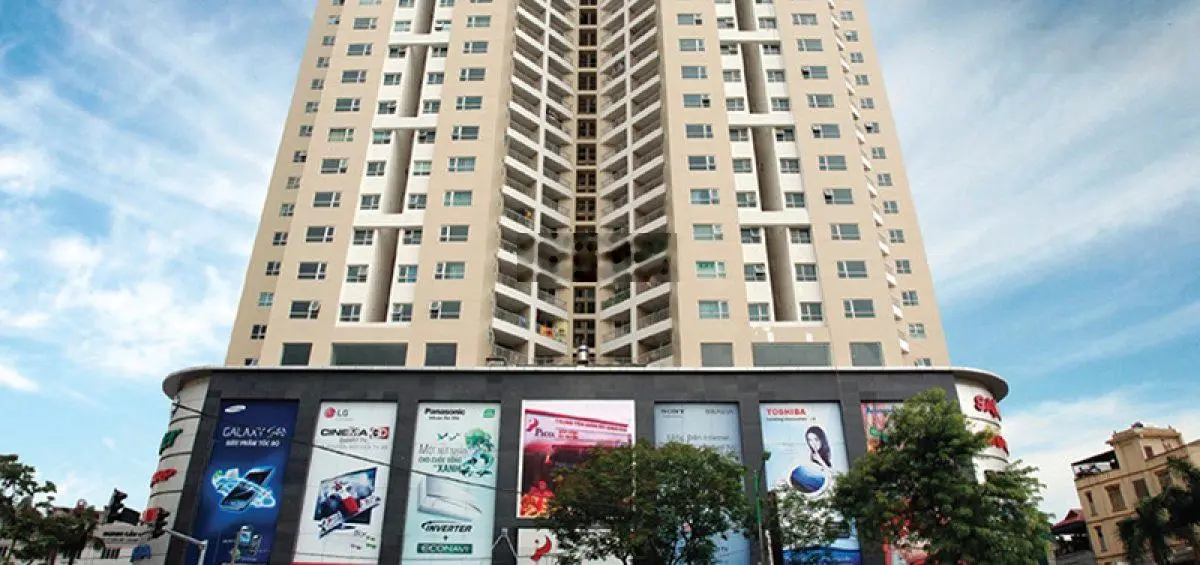 Bán nhanh 3n2vs tầng trung ban công Đông Nam tại 173 Xuân Thủy,dt 110m2, full đồ đẹp LH: 0906 241 ***
