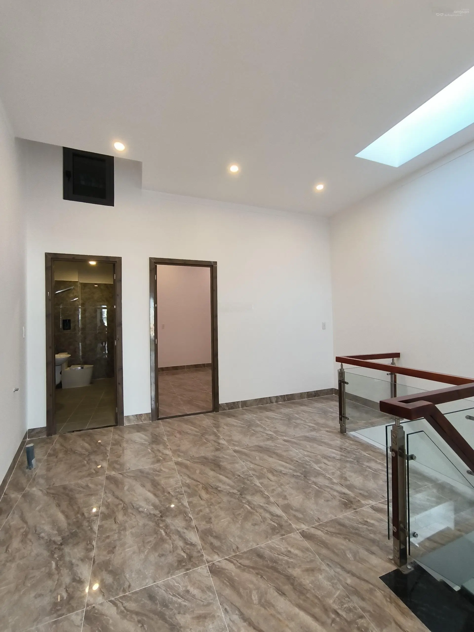 Chính chủ gửi bán nhà hoá an đường 10m. khu dân cư víp gần chợ biên hoà