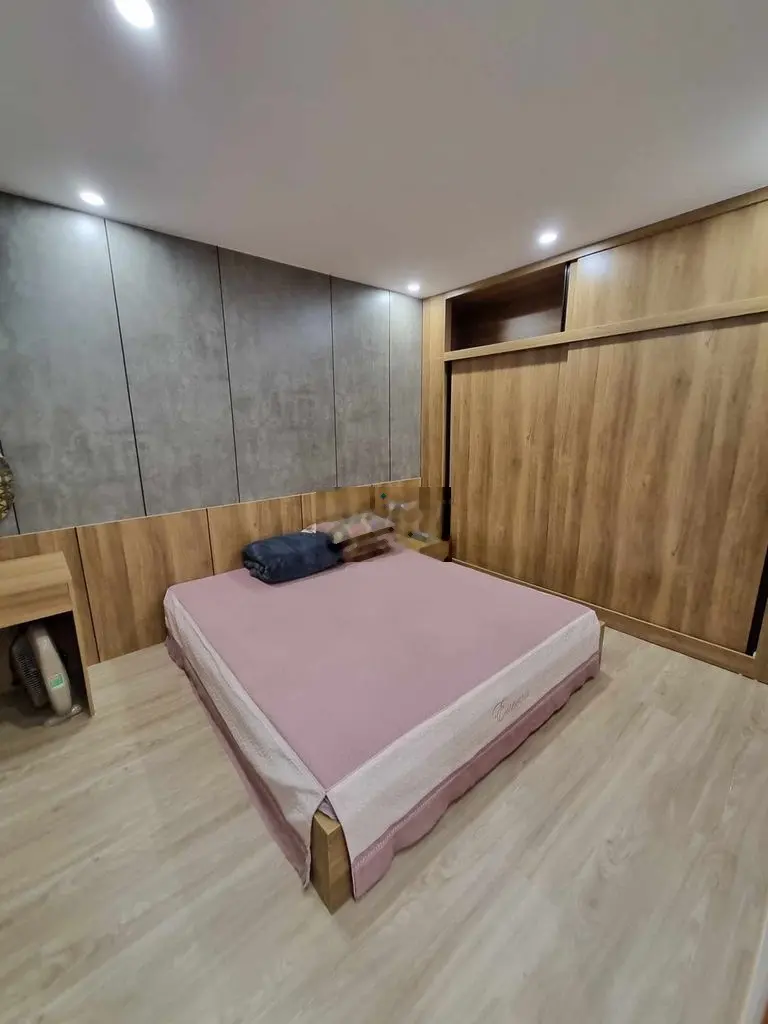Chỉ quanh 4 tỷ có ngay chung cư mới 93m full đồ Văn Quán.