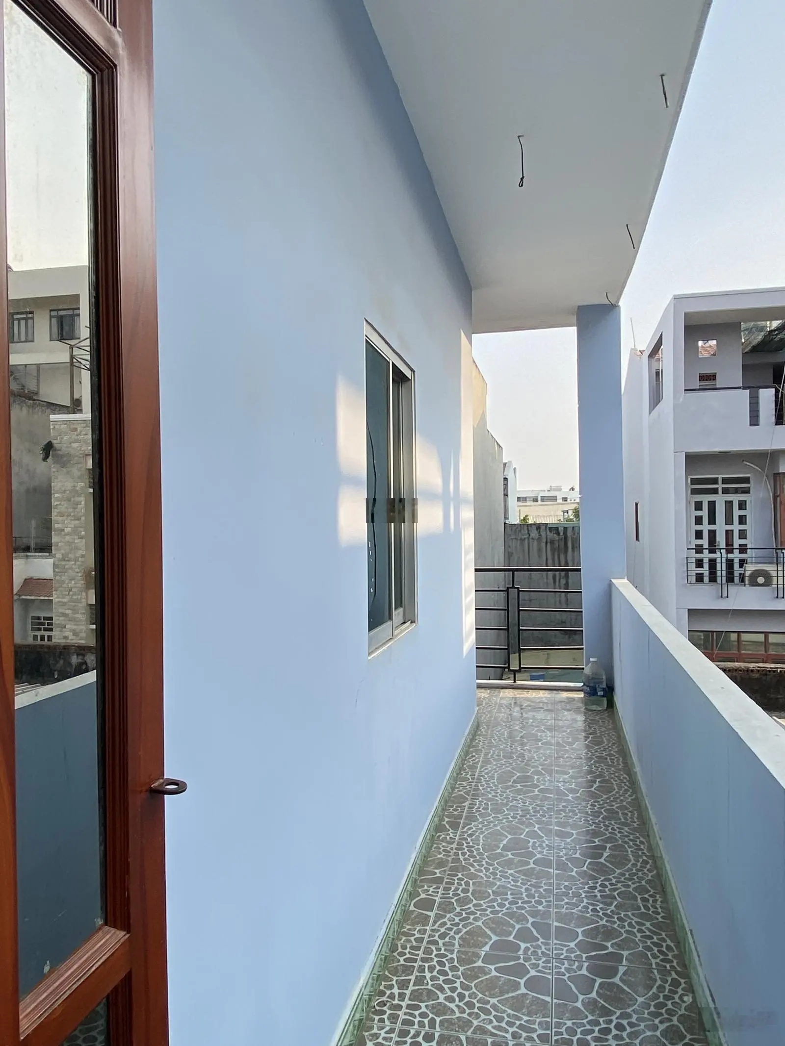 Bán dãy trọ lầu trệt + nhà 3 lầu giá rẻ tại TP Dĩ An Bình Dương