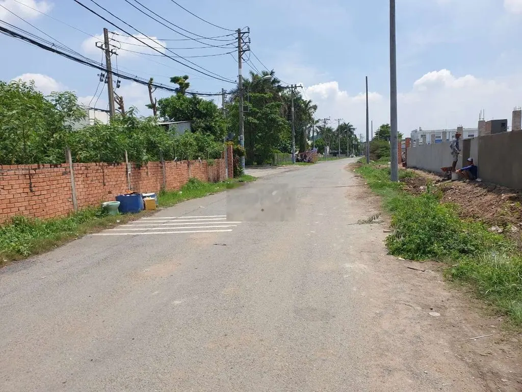 Bán Nhà cấp 4 cũ. Diện tích 110m2, mặt tiền đường thông 10m, cách ngã 3 trương thị như 40m giá 3,5 tỷ tại Đường Đồng Bà Canh, Xã Xuân Thới Sơn, Huyện Hóc Môn, Hồ Chí Minh