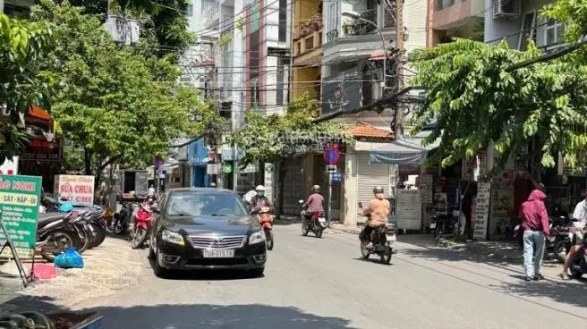 Bán nhà góc mặt tiền đường Bàu Cát 8, DT: 4.5x10m, 1 trệt 2 lầu ST, P11, Q. Tân Bình
