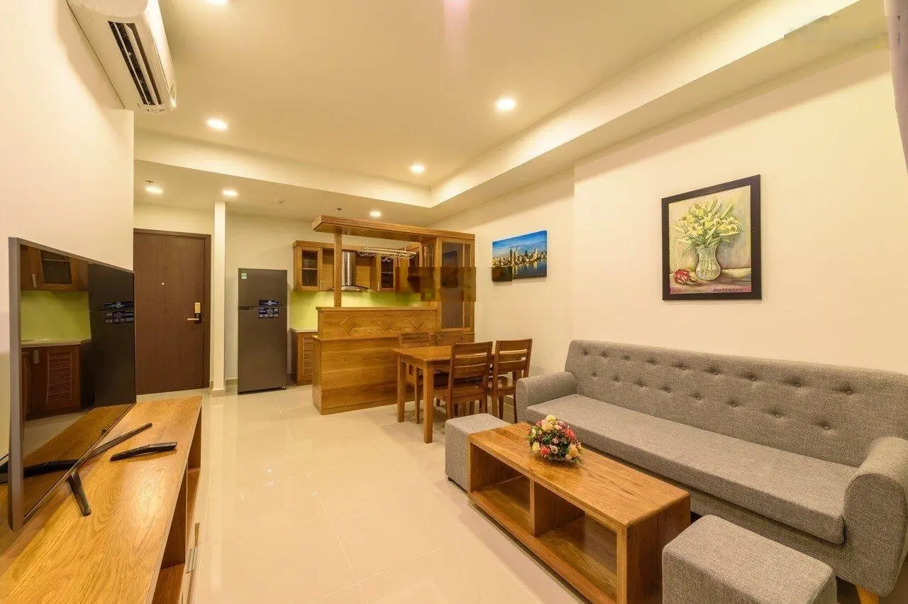 Chính chủ cần bán gấp căn hộ 74m2 The Tresor quận 4 chỉ 4,55 tỷ. LH: 0909 024 ***