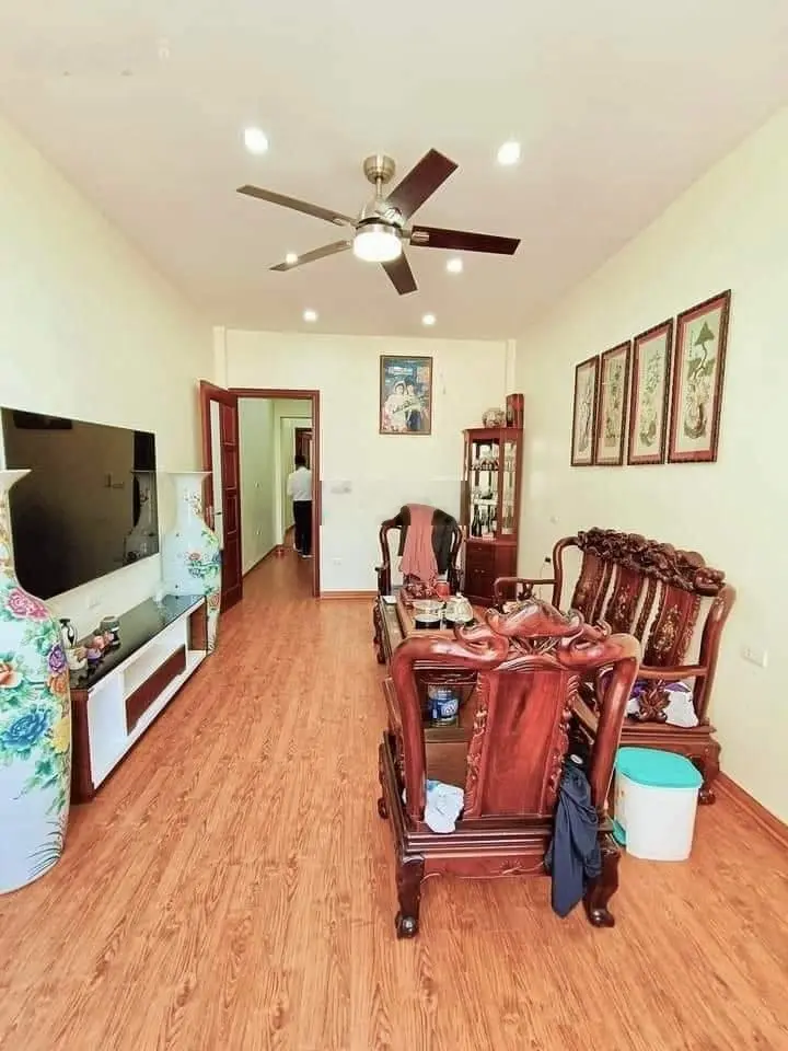Bán nhà Thái Thịnh - Đống Đa - mặt chợ kinh doanh - thang máy - ô tô - 57m2 x 5 tầng 12 tỷ nhỉnh