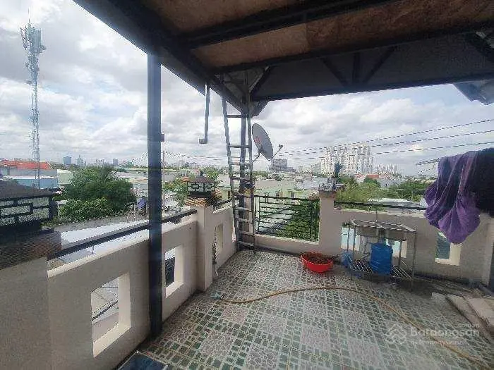 Căn góc MT kinh doanh 3 tầng Phạm Hữu Lầu, Nhà Bè 48m2, giá chào chỉ 3.5 tỷ
