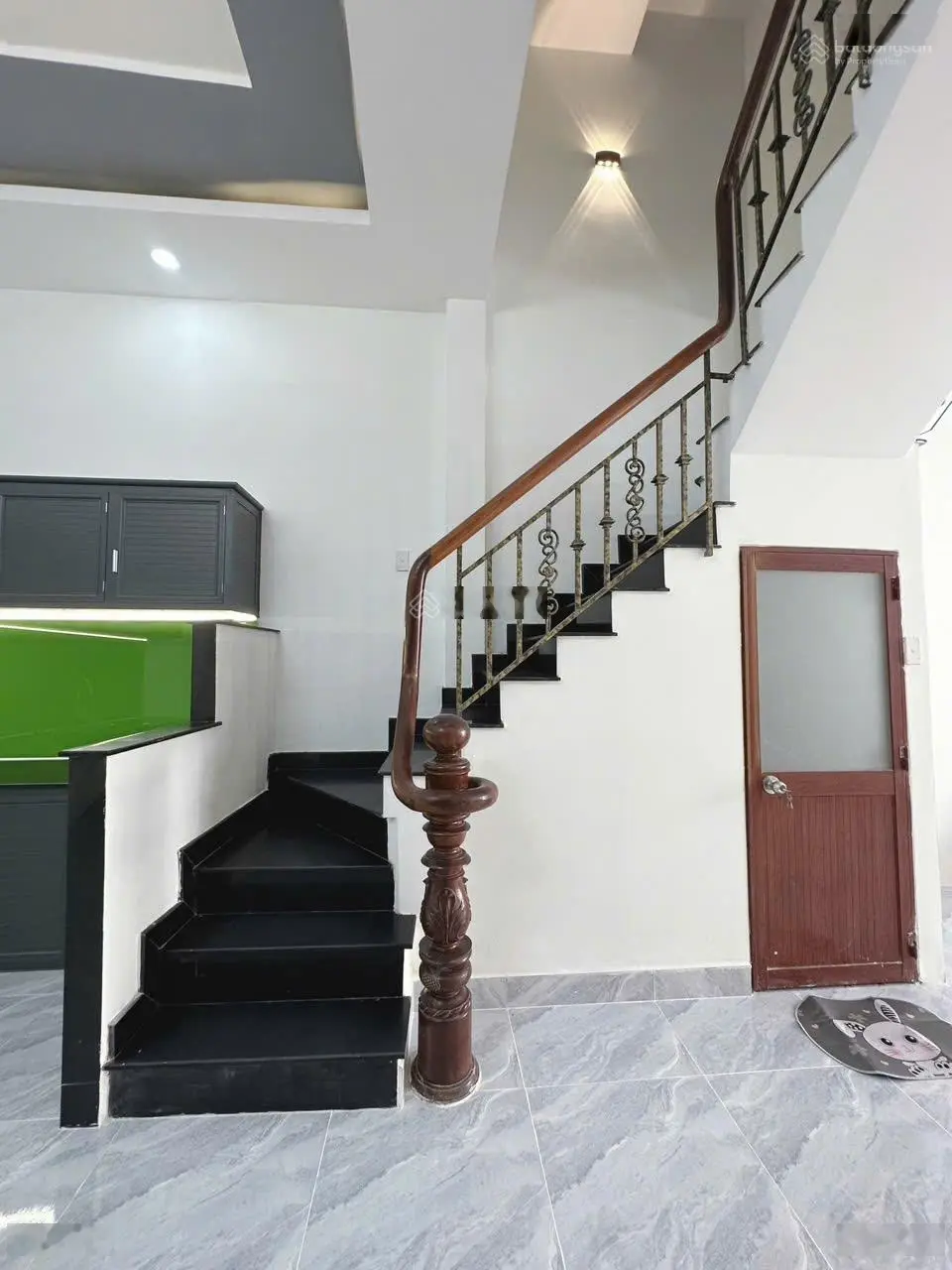 5,6 tỷ hẻm 5m Kênh Nước Đen, 4x11,5m, 3,5 lầu
