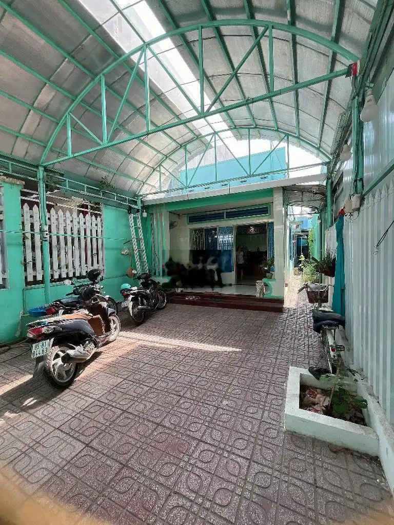 BÁN GẤP NHÀ NỞ HẬU HẺM XE HƠI GẦN CẦU VƯỢT LINH XUÂN, 132M, CHỈ 5,7 TỶ