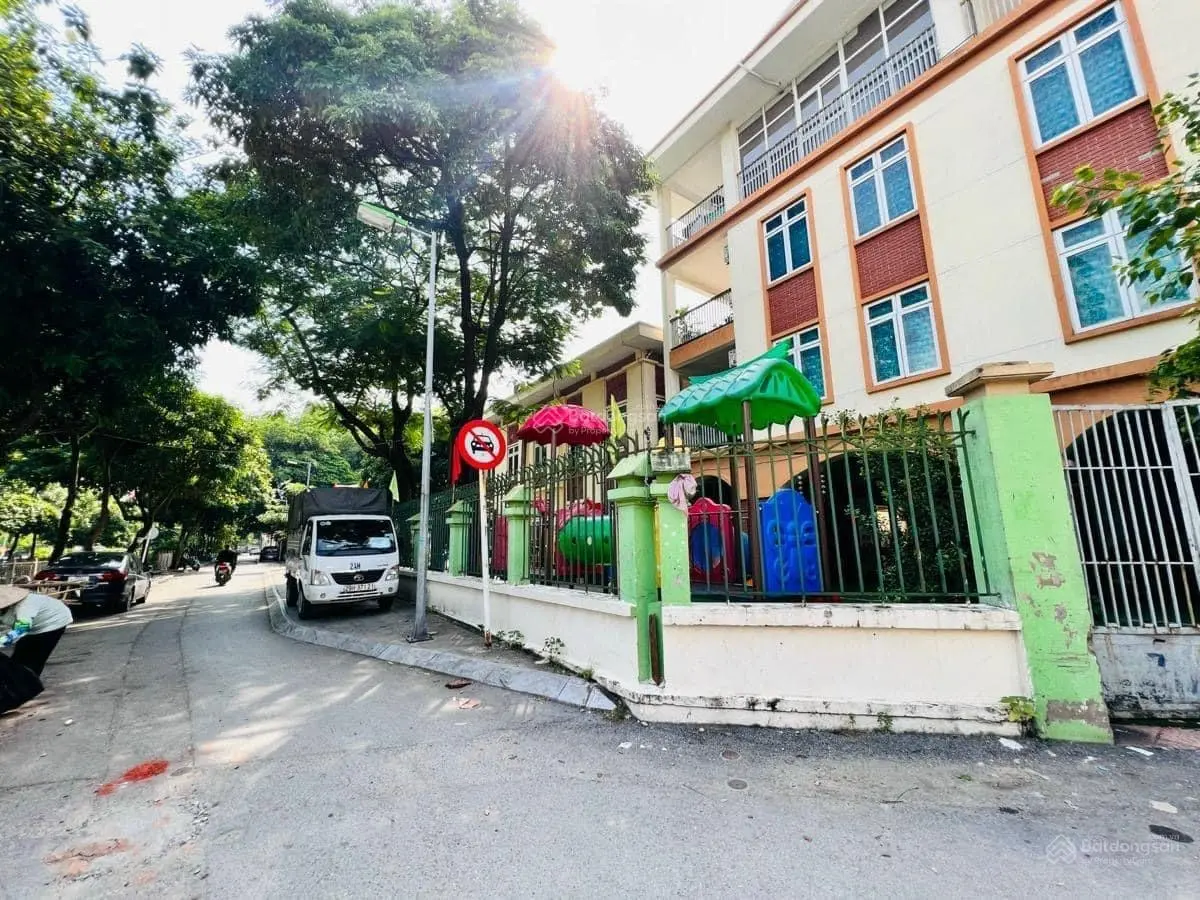Bán căn nhà Cầu Giấy, DTT2 48m2 chính chủ