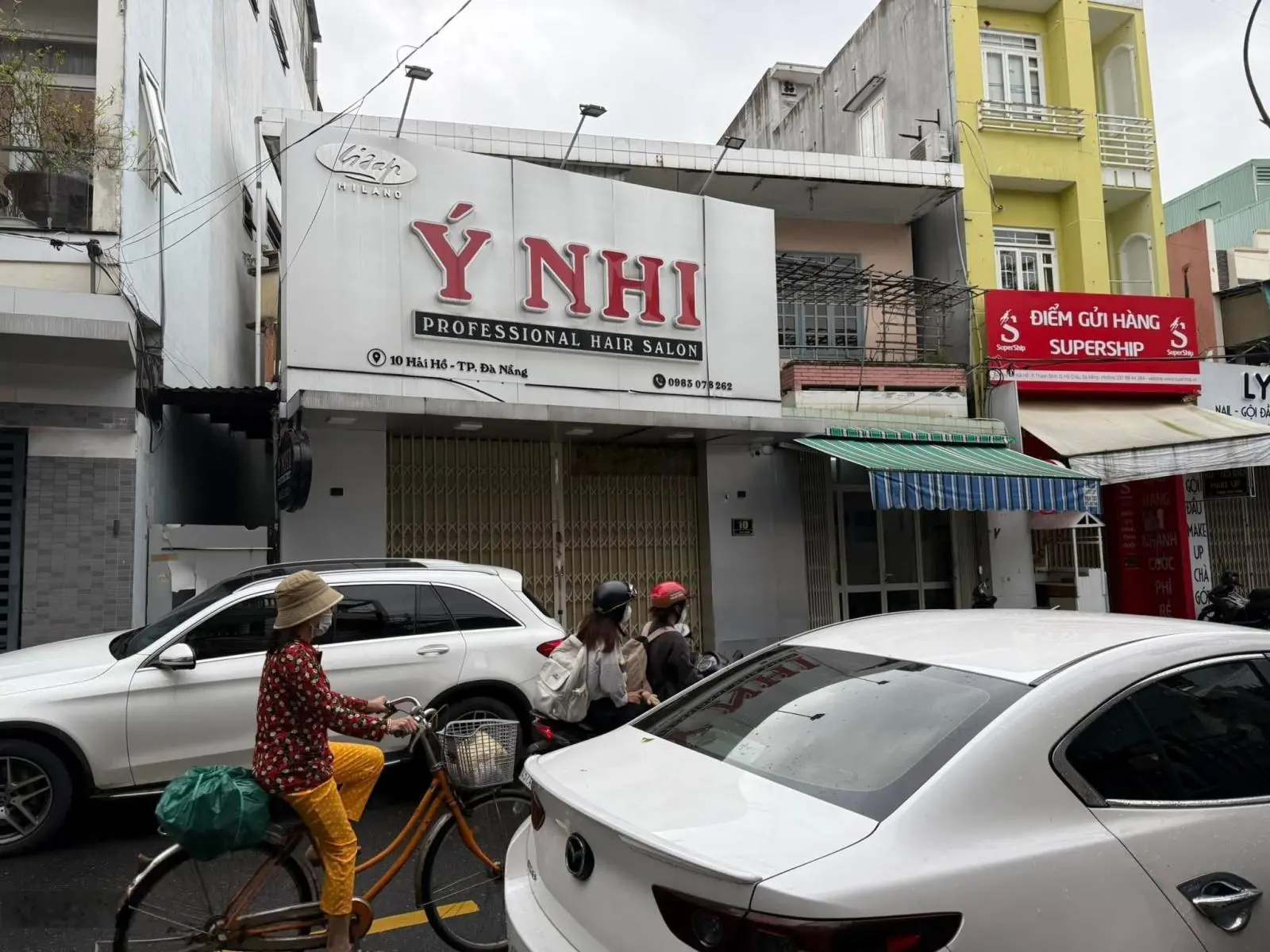Bán nhà 2 Tầng 2 mặt tiền Hải Hồ. DT: 11.9 x 18m