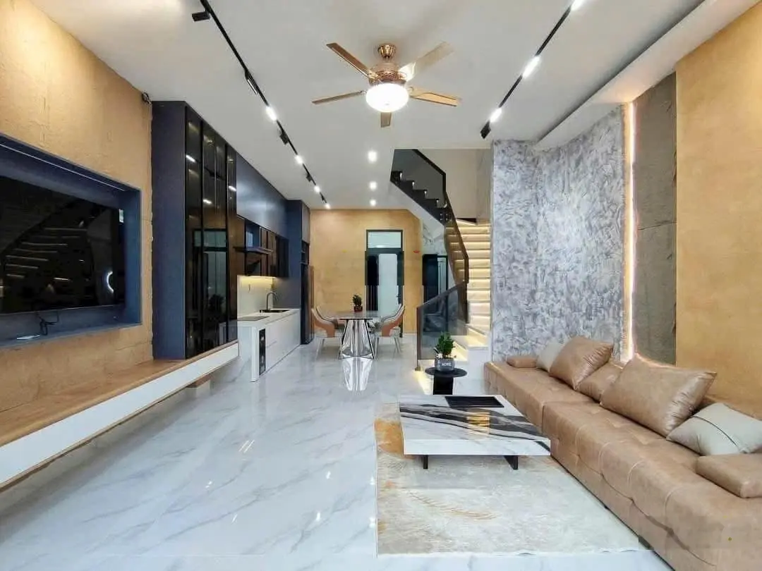 Nhà 3 tầng mới keng siêu đẹp. Hòa Minh - Liên Chiểu