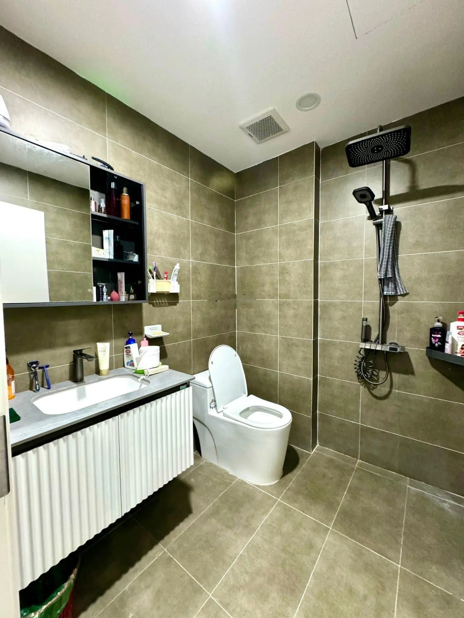 Bán gấp! Căn hộ chung cư Tân Việt Tower Hoài Đức 81m2 - giá nhỉnh 2 tỷ