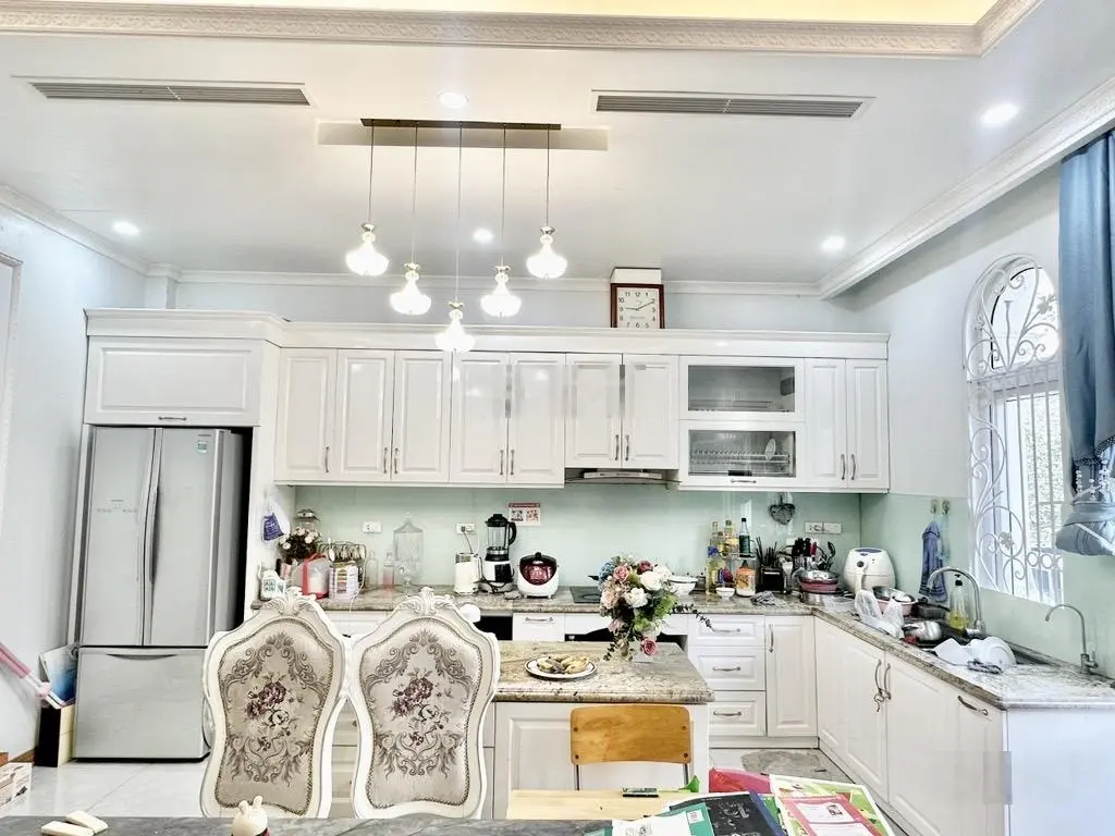 Bán liền kề louis city đại mỗ - mặt đường lê quang đạo kéo dài