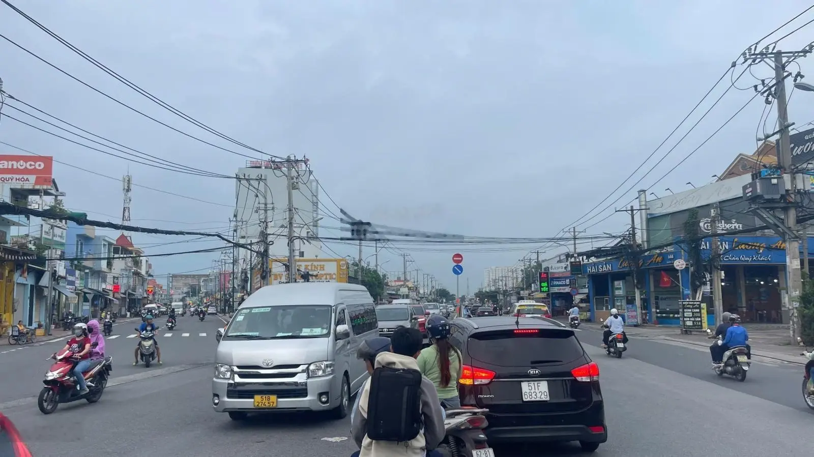 Bán đất 1000m2 thổ cư 100% mặt tiền Quốc Lộ 13 Hiệp Bình Phước, Thủ Đức, 78 tỷ sổ hồng chính chủ